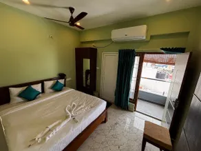 Maison Sakee - Premium 2BHK Serviced Apartment U1 - Image 2