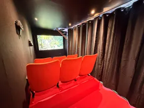 La Récréation, duplex pour jouer, et cinéma privé - Image 2