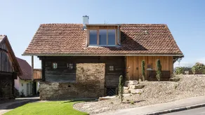 Quaint wine lodge with pool & hot tub - Image 2