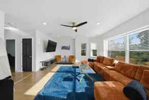 Huge 1500sqft 3BR | UChicago, Golf Course & Beach - Image 5