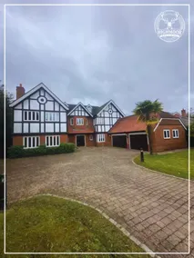 Luxury 6 Bed Mansion with Cinema, Gardens & Gated Estate - Image 2