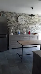 Country home, sleeps up to 10 - Image 5
