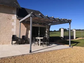 Country home, sleeps up to 10 - Image 2