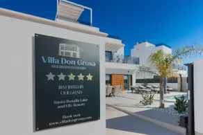 Villa Don Grosa - Luxury Family Retreat - Image 2