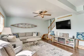 Lakefront Chalet Retreat on Lake Anna! - Image 4