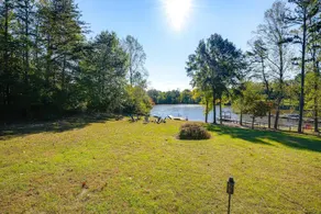 Lakefront Chalet Retreat on Lake Anna! - Image 5