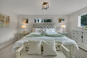 The Ultimate PNW Escape | Hot Tub • Movie Lounge - Image 5