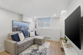 Livingston Haven - Modern 1BR Private Suite - Image 3