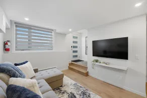 Livingston Haven - Modern 1BR Private Suite - Image 2