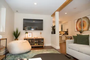 Garden-Level 2BR Suite, West Seattle - Image 2