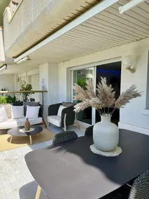 Escape to Sitges Seafront, Pool, Apartment with k. - Image 2