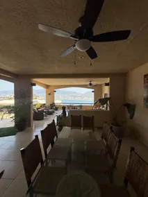 Beautiful house overlooking the bay with cook included - Image 3