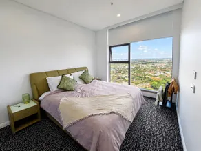 Luxe 2BR 2BA King Bed Spectacular Views, Pools & Spa - Image 5