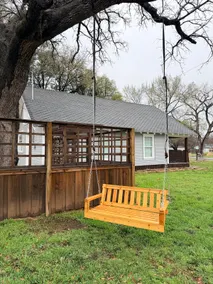 Charming Historic Cottage in Springtown TX - Image 2