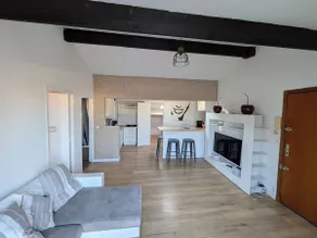 2-Bedroom Apartment with A/C, Terrace, and Parking – Sleeps 6 - Image 5