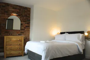 New Two Bed Home - 5 Minute Drive To Stoke Hospital - Image 5