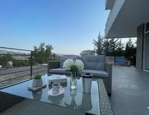 Farka Lake Luxury Villa - Image 3