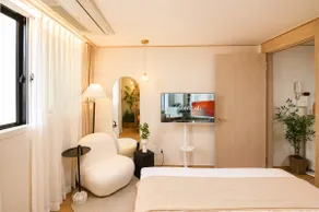 New Special Price/Free Luggage Storage/Seongsu & Dongdaemun DDP 10 min/Myeong-dong 15 min/2R5P/Sangwangsimni Station 3 min/Elevator - Image 3