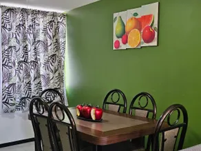 Entire house • 4 beds • Ideal for families or business - Image 4