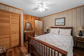 Walk to Shackford Hall • Sleeps 9 • Lake Porch - Image 5