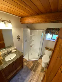 Cozy Log Cabin w Loft in the Country - Image 3