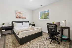 7 Min walk to Golden Belt - 4 Min Drive to Downtown - 7 to Duke - Image 3