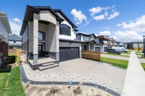 4 Beds | 5 min Masonville | 55TV |Laundry|Kitchen - Image 3