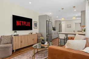 Large 6BR Boston-Area Residence • Near MIT & Tufts - Image 5