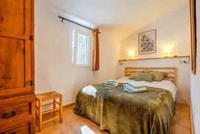 Cottage among olive trees with air conditioning & pool - Image 3