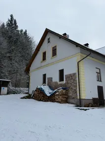 A romantic hideaway at the foot of the mountains - Image 5
