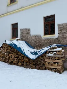 A romantic hideaway at the foot of the mountains - Image 2