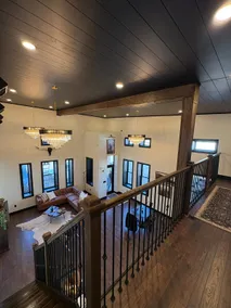 Luxurious Main Street Loft with Historic Charm - Image 5