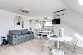 Farnesina Flat. Design-led Penthouse in Ponte Milvio. - Image 4