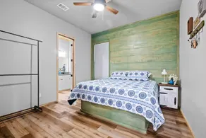 Peace by the River - 8 beds, game room, and more! - Image 3