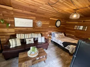 Cozy Couples Cabin / Quiet Wilderness Stay - Image 2