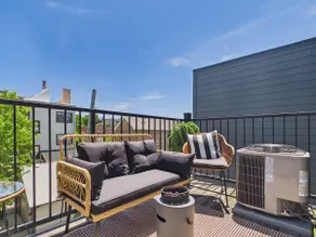 Boho City Escape Parking Balcony - Image 3