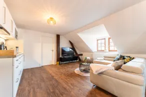Stylish apartment for 6 - near the Elbe -renovated - Image 4