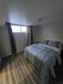 Bright Cozy 2-Bedroom Main Floor Suite - Image 5