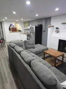 Bright Cozy 2-Bedroom Main Floor Suite - Image 2