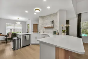 Blissful Retreat Savannah/PET Friendly/3 BD/2 BATH - Image 3