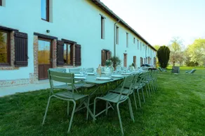 8-hectare estate – 15 people • Swimming pool • Fishing • Dombes - Image 3