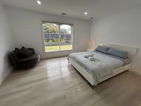 Beautiful 4 bedroom for short or long term stay! - Image 5