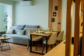 Cozy and Stylish Apartment 3 - Image 5