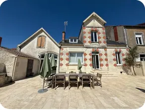 Villa near the sea - Image 2