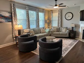 5BR Upscale Getaway - Near Greenville - Image 5