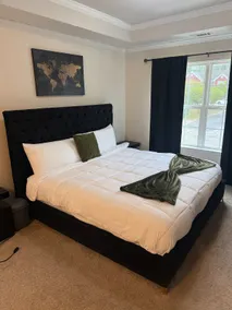 Modern Atl Stay 3br 3ba Near Downtown W Theater - Image 2