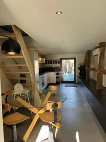 Tom’s Barn - Image 2
