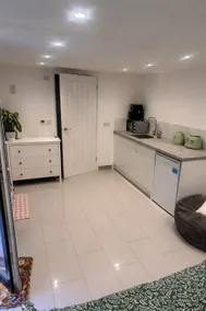 The little garden Cabin - Image 5