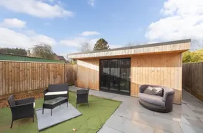 The little garden Cabin - Image 2