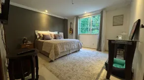 Charming and Peaceful Apartment for Your Stay - Image 2